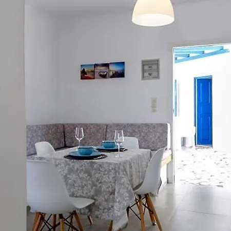 Holidays In Paros Alikí