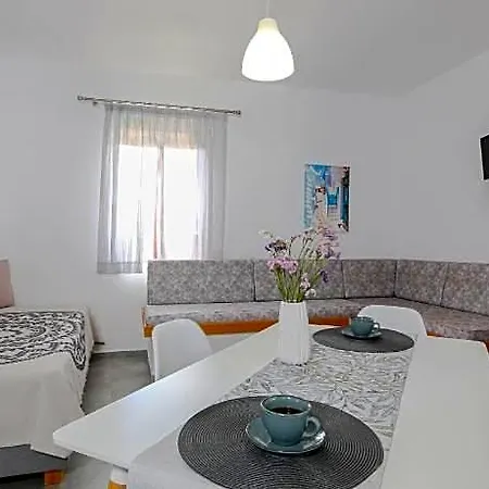 Holidays In Paros 3* Αλυκή