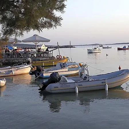 Hotel Holidays In Paros Alikí