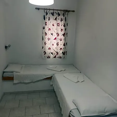 Holidays In Paros Αλυκή
